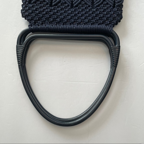Macramé Crochet Handbag Acrylic Handles BOHO Retro Excellent - Picture 4 of 7